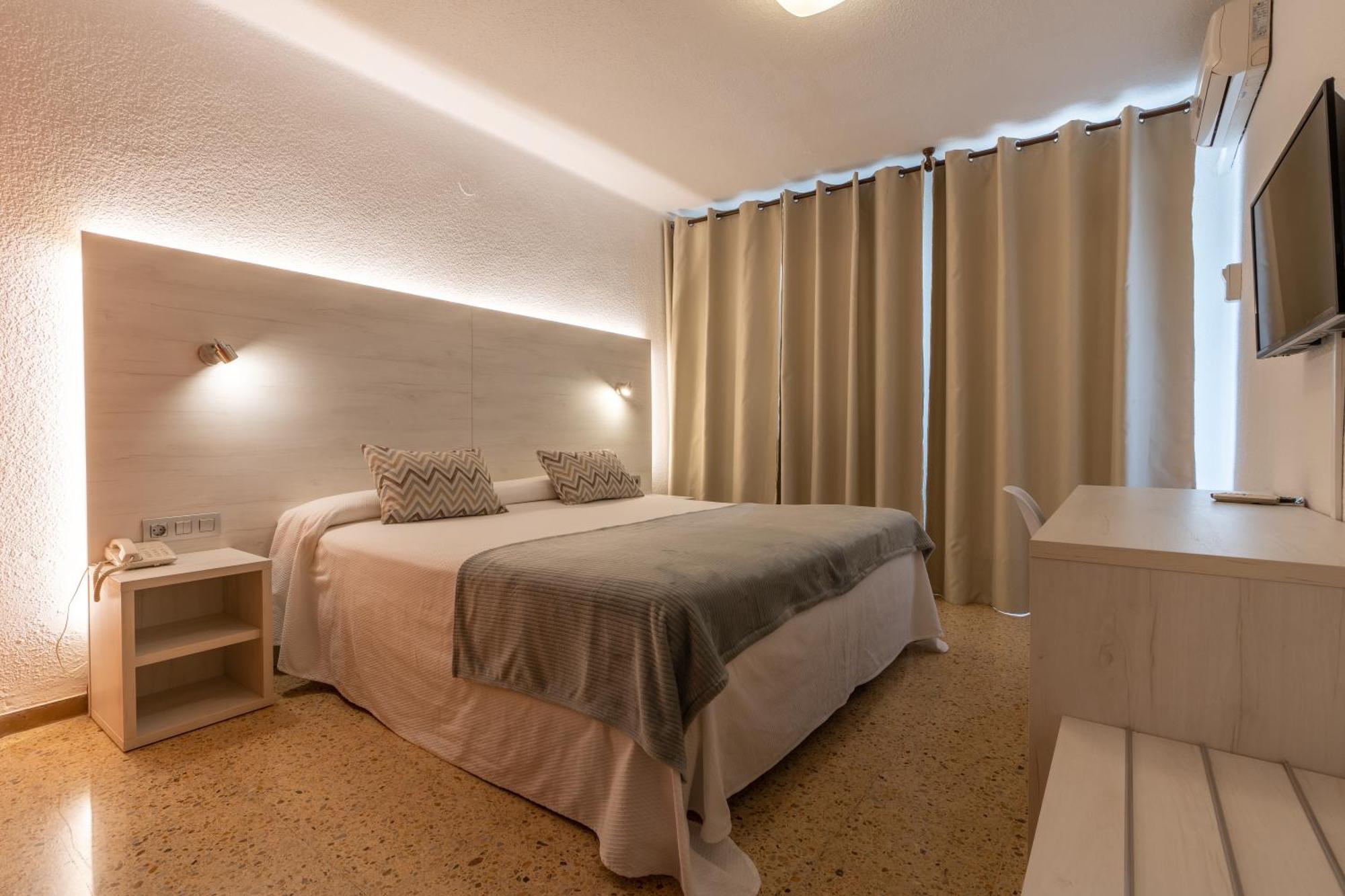 Hotel Ecoavenida Benicassim Exterior photo